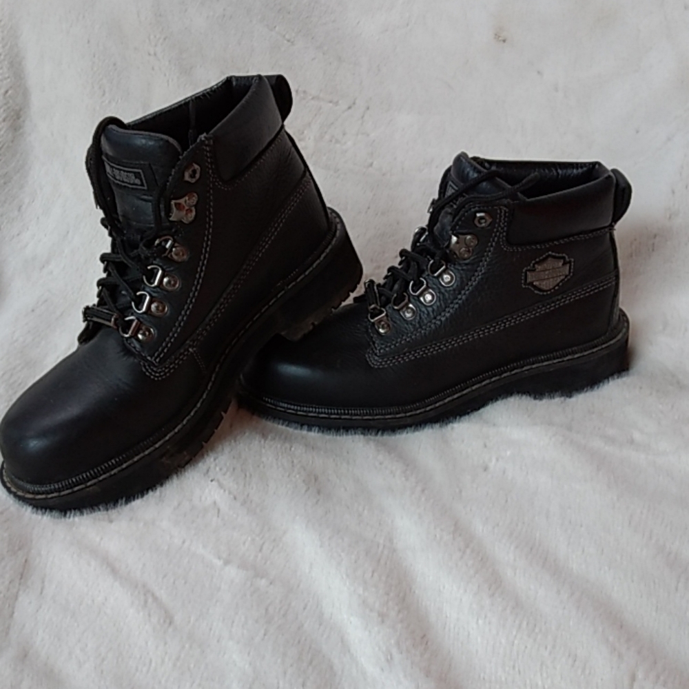 Harley Davidson motorcycle boots